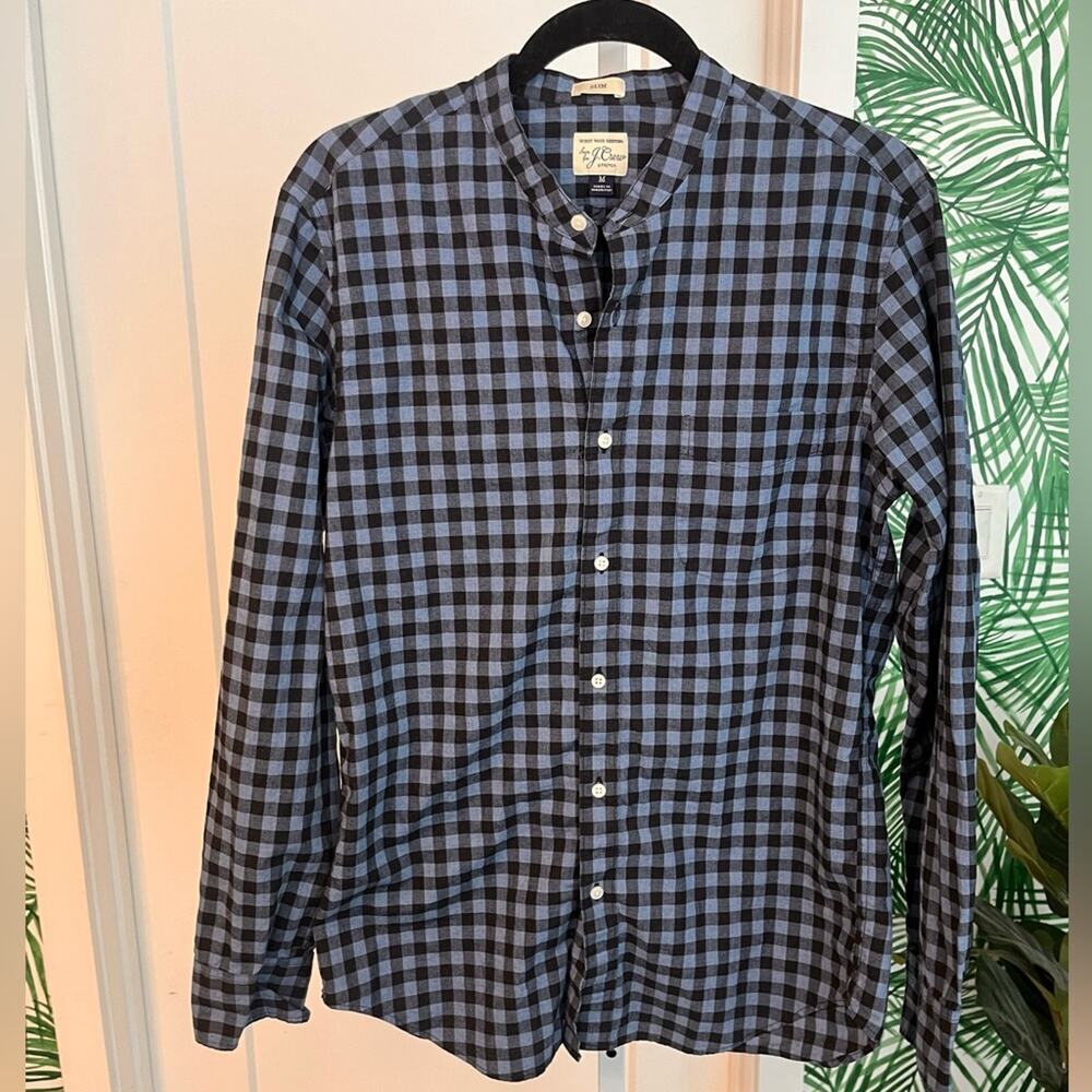 J Crew Men’s Slim Plaid Button Down Shirt size medium